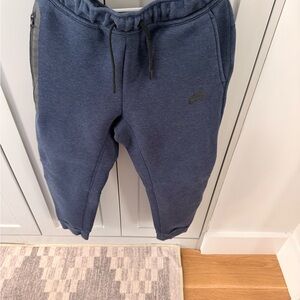 *New w/o Tags* Nike Tech Kids Navy Joggers with Black Accents